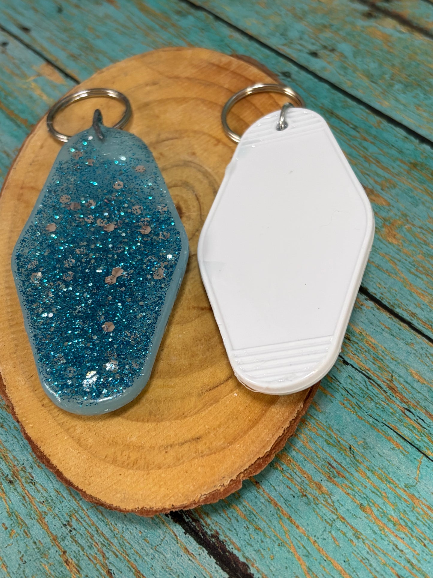 Acrylic Keychains Ocean Scene Star Fish Sea Shells Colored Stones Fish Sea Horse Flowers Bows Beads