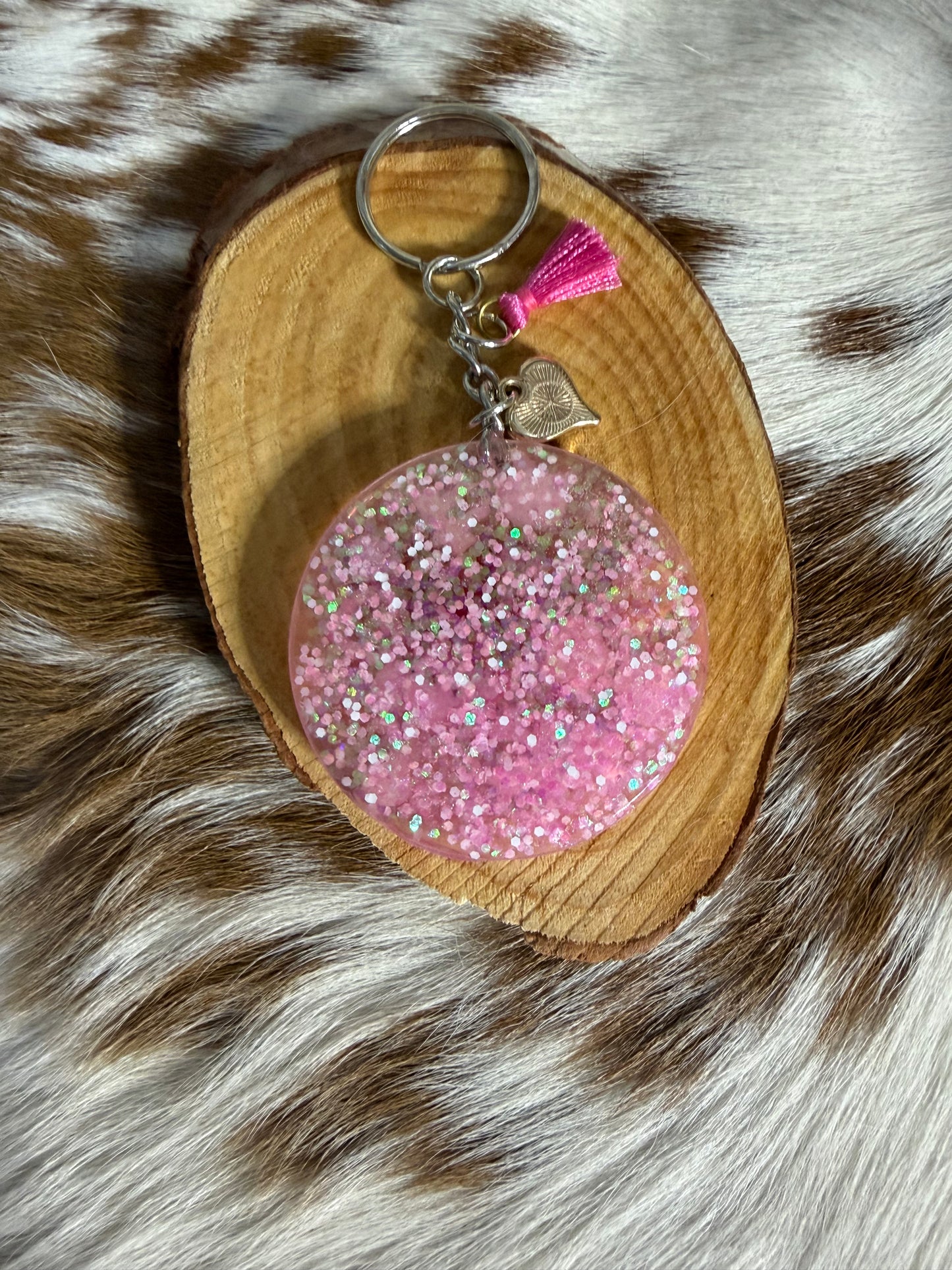 Round Resin Keychain Bag Charm Backpack Purse pink Charms Heart Tassel