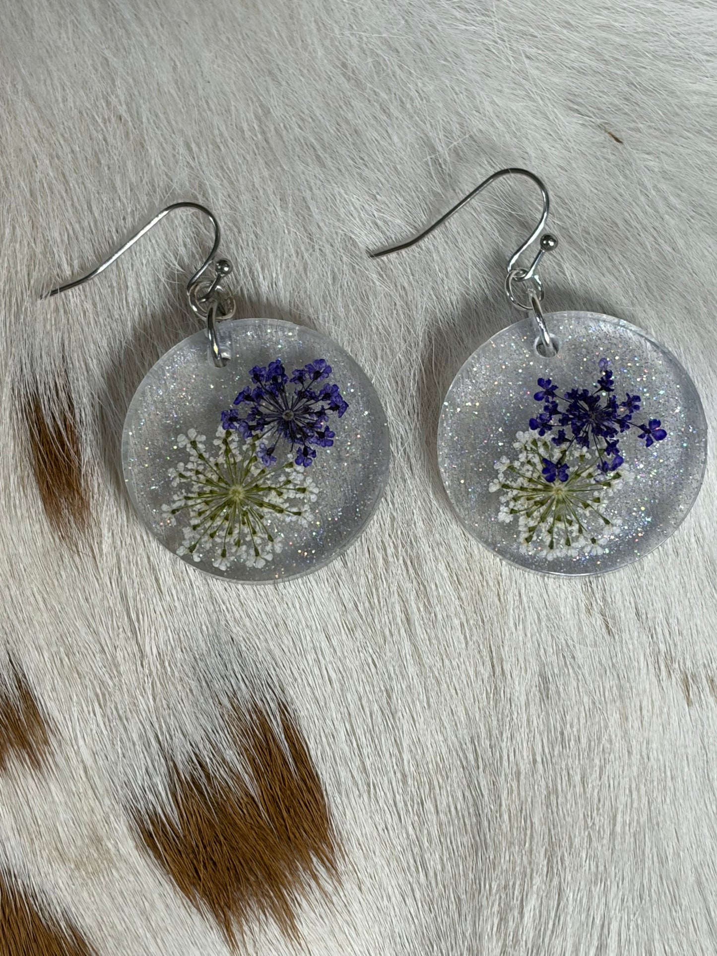 Round Resin Flower Earrings