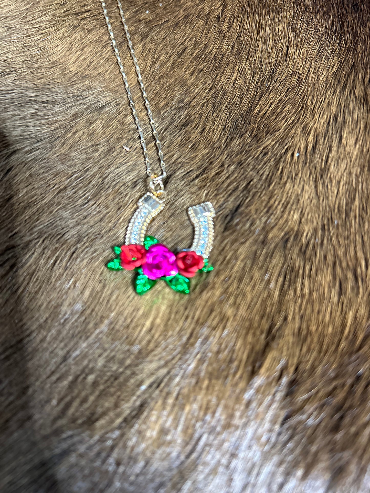 Western Horseshoe with Rhinestones and Red Roses Necklace