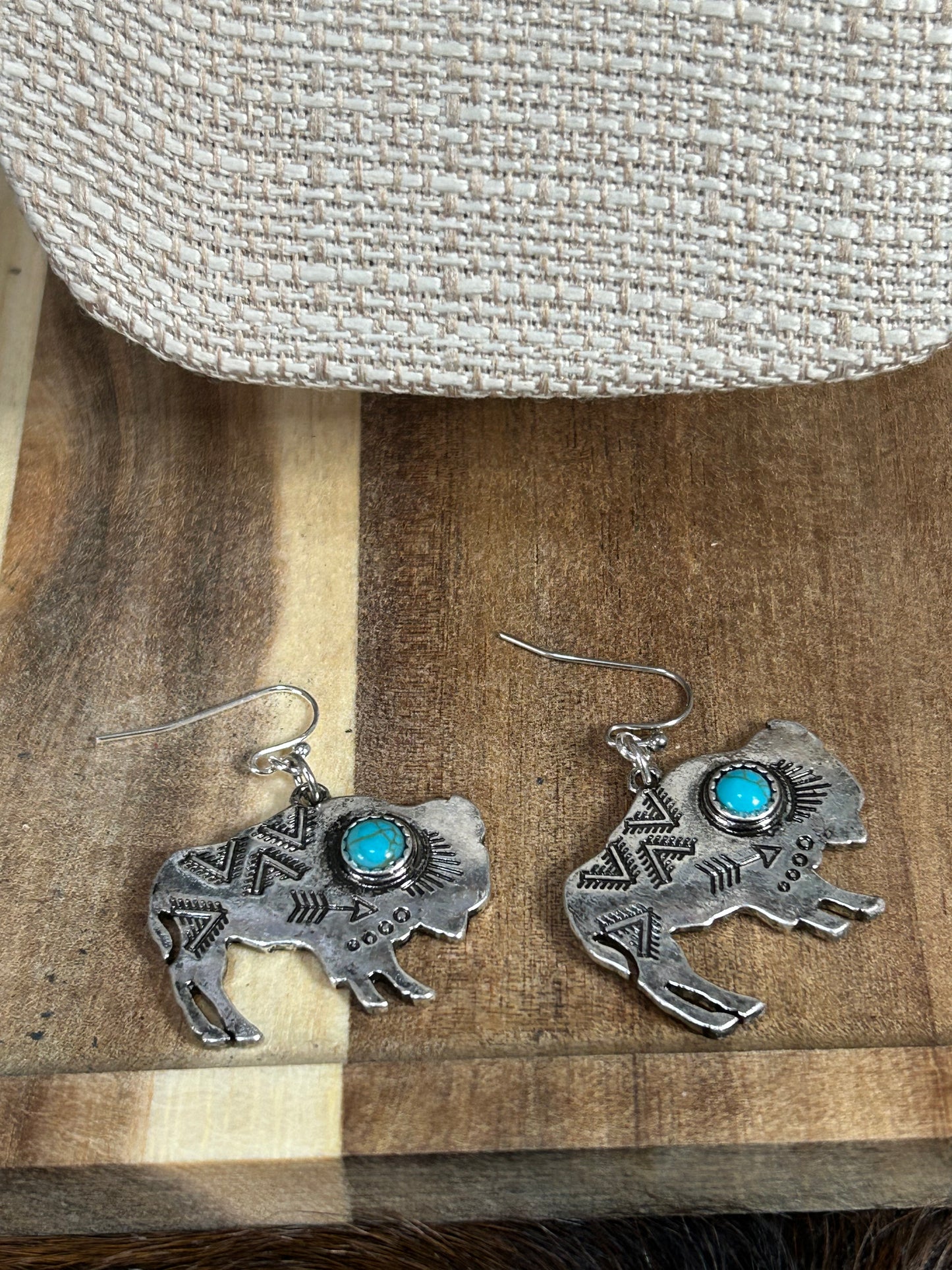Western Native Silver Buffalo Necklace Earring Set