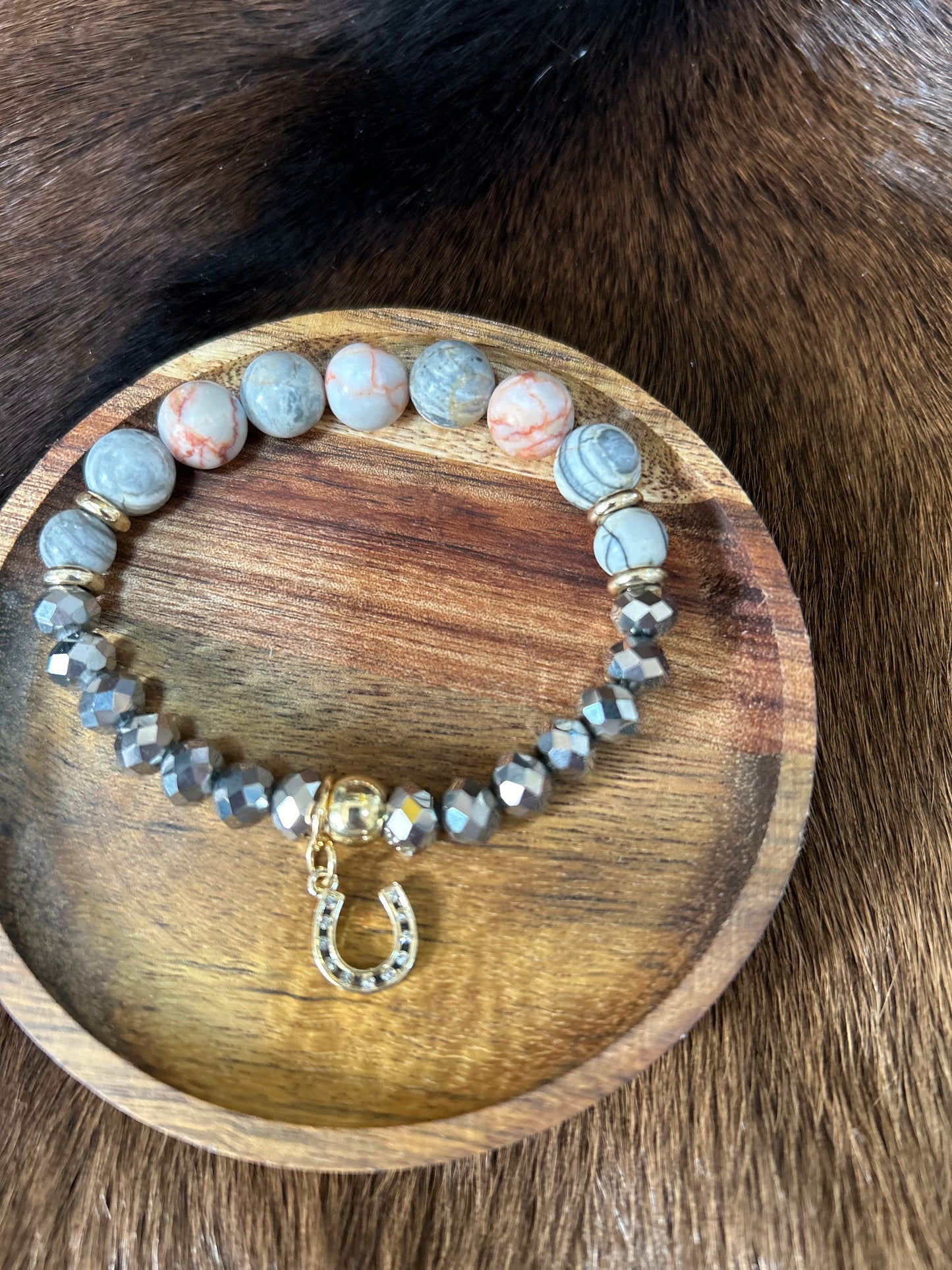 Western Beaded Stretch Bracelet Vibrant Colors Horseshoe Charm