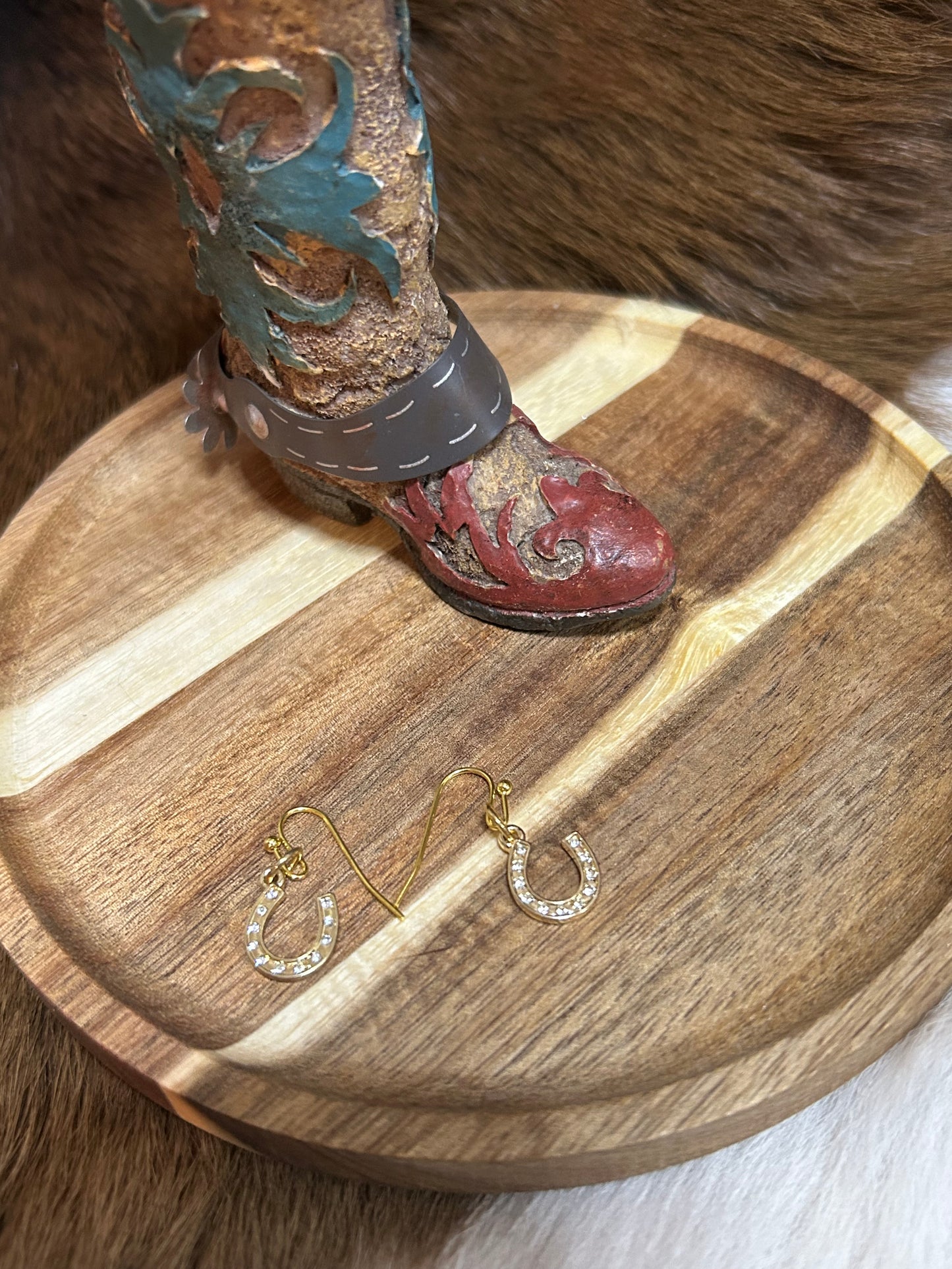 Western Rhinestone Gold Horse Shoe Dangle Earrings