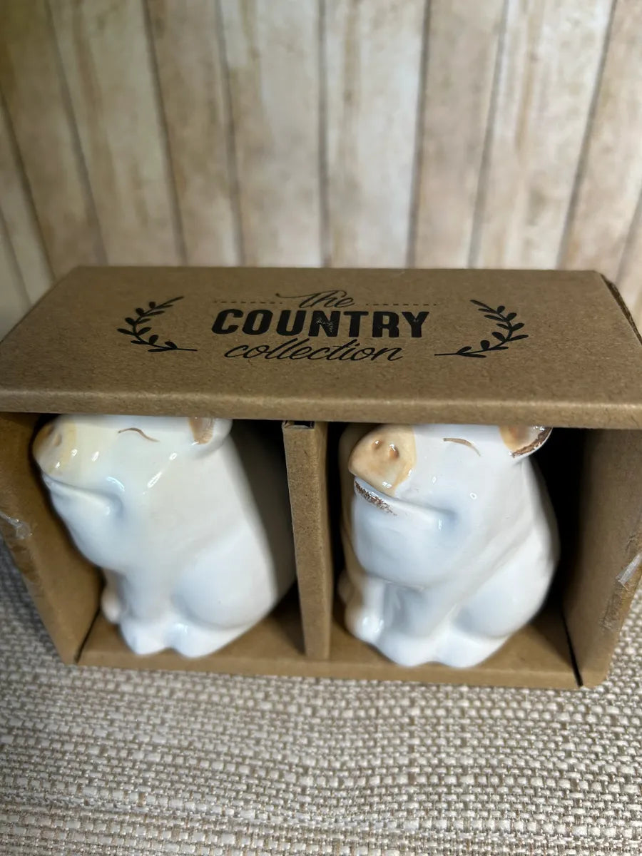 Country Farm Pig Salt and Pepper Shakers