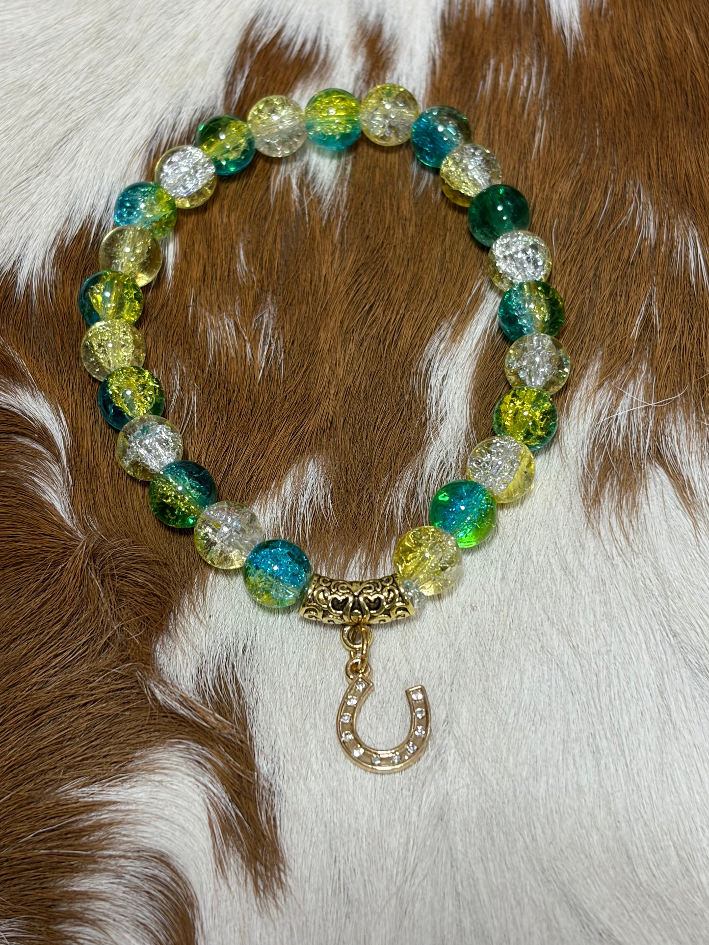 Girls Glass Bead Stretch Bracelet Charm Gold Horseshoe