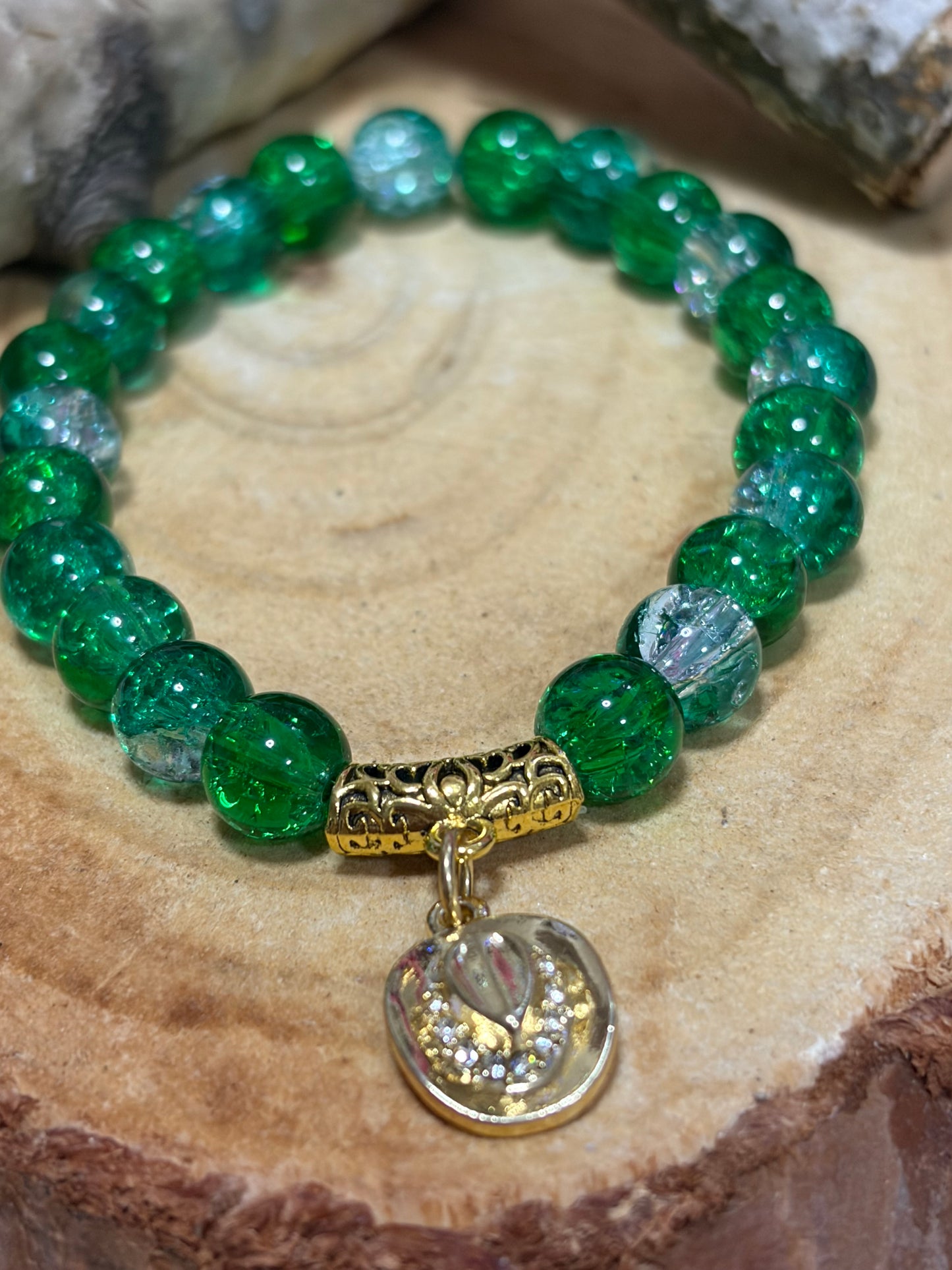 Western Glass Bead Stretch Bracelet Gold Cowboy Hat Charm Green Clear