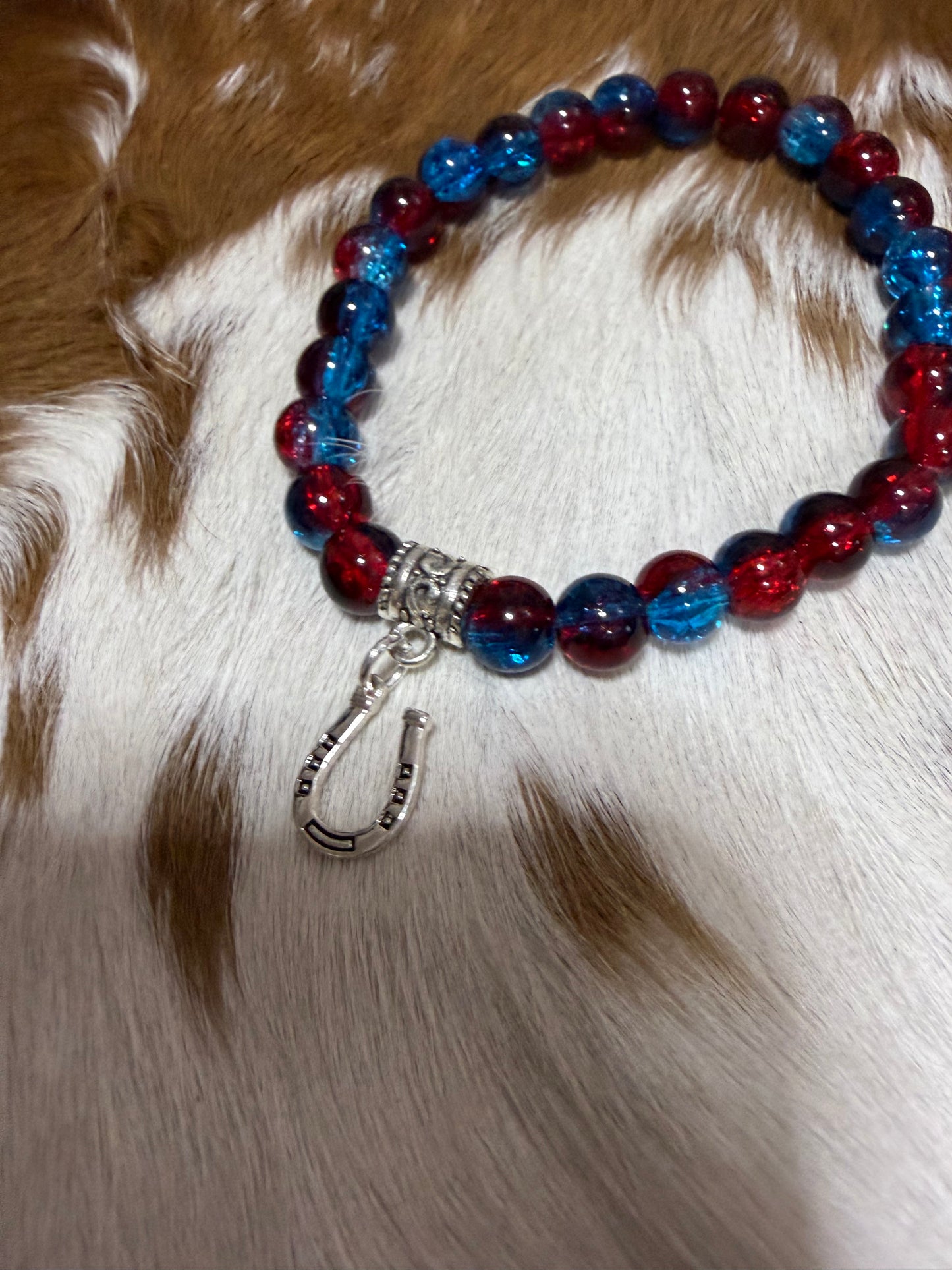 Blue Red Glass Breads Stretch Beaded Bracelet Silver Horseshoe Charm