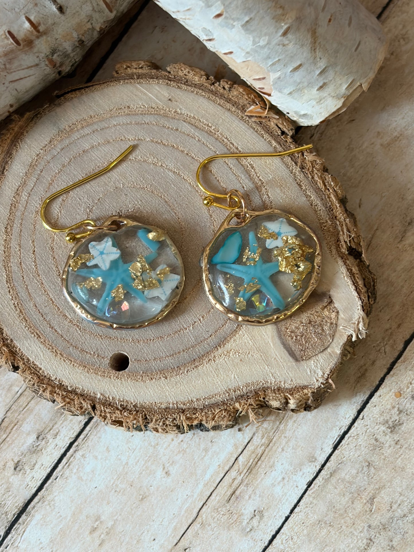 Small Round Resin Ocean Theme Starfish Gold Flakes