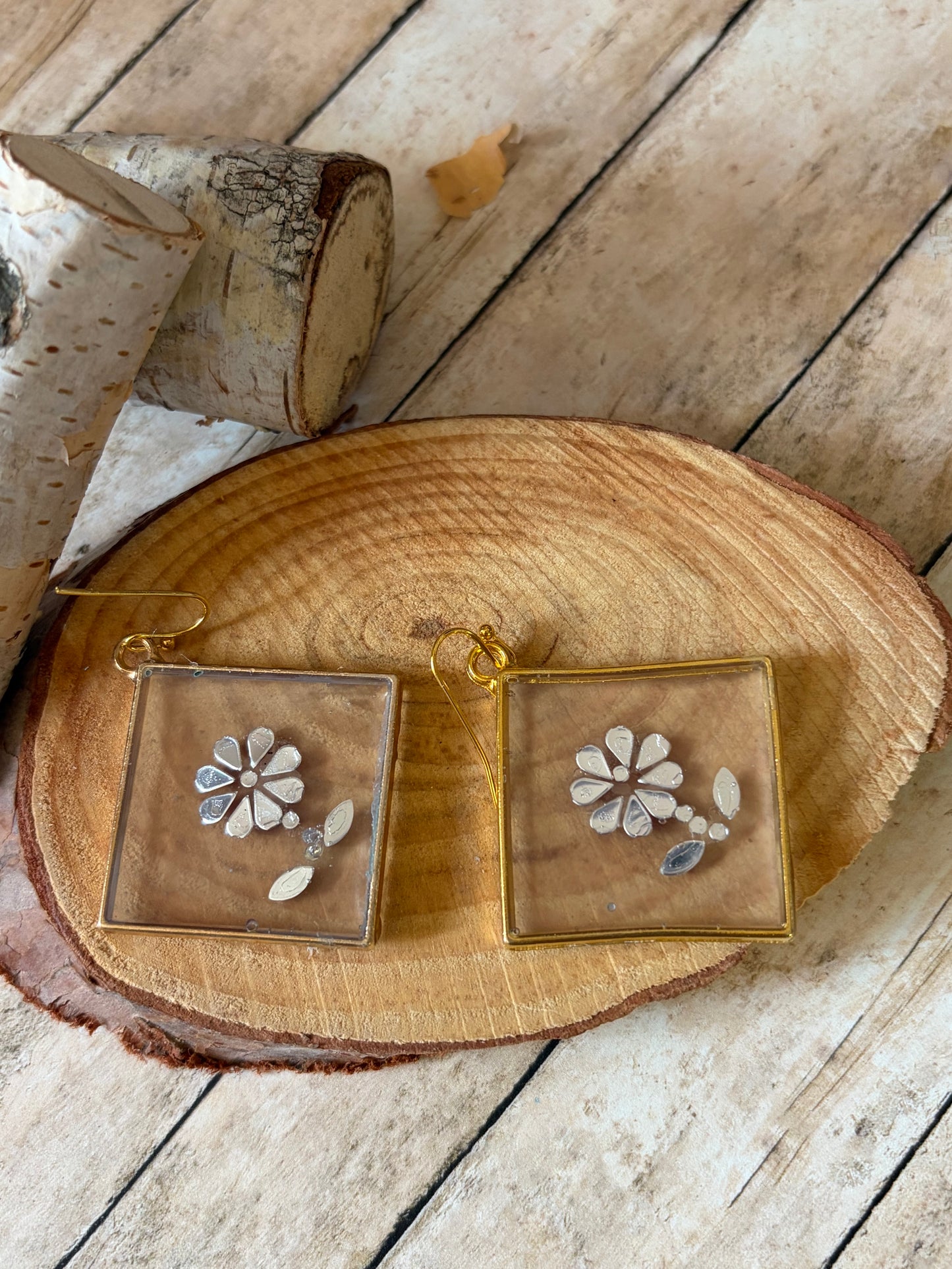 Resin Flower Earrings Gold Plated Trim