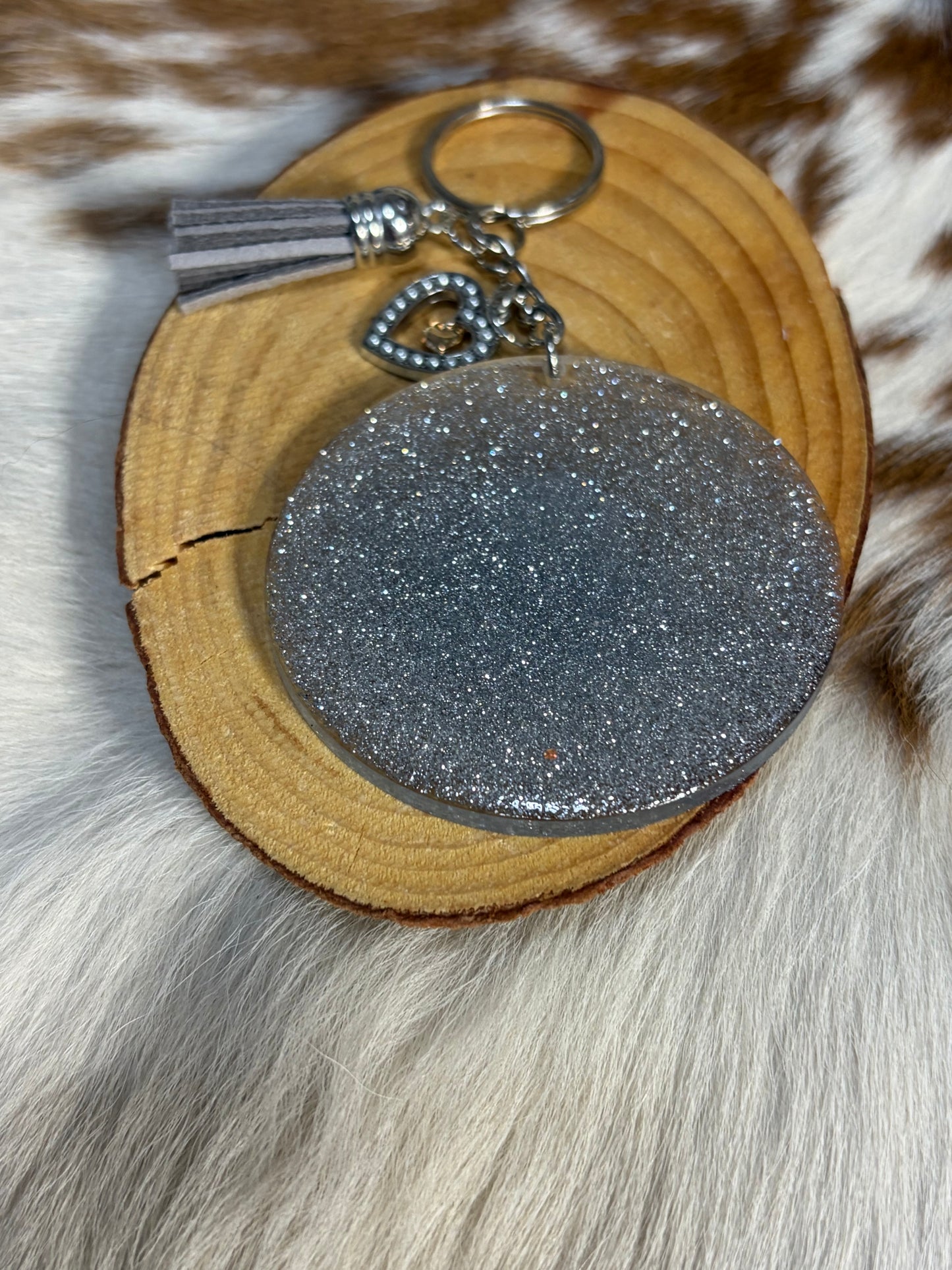 Round Resin Hedge Hog Design Heart Tassel Charm Keychain Bag Charm