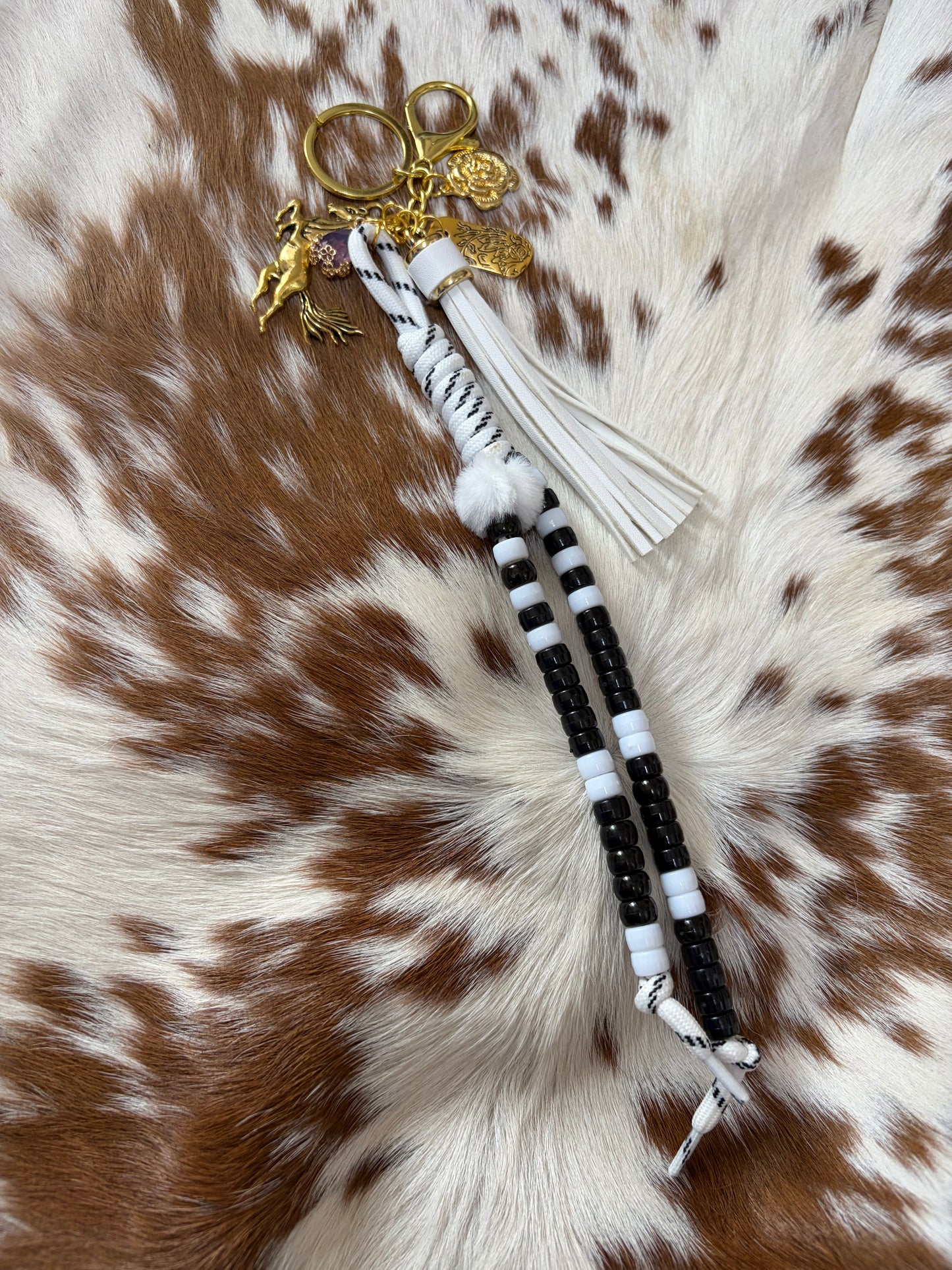 Paracord Bag Charm Keychain Black White Western Charms