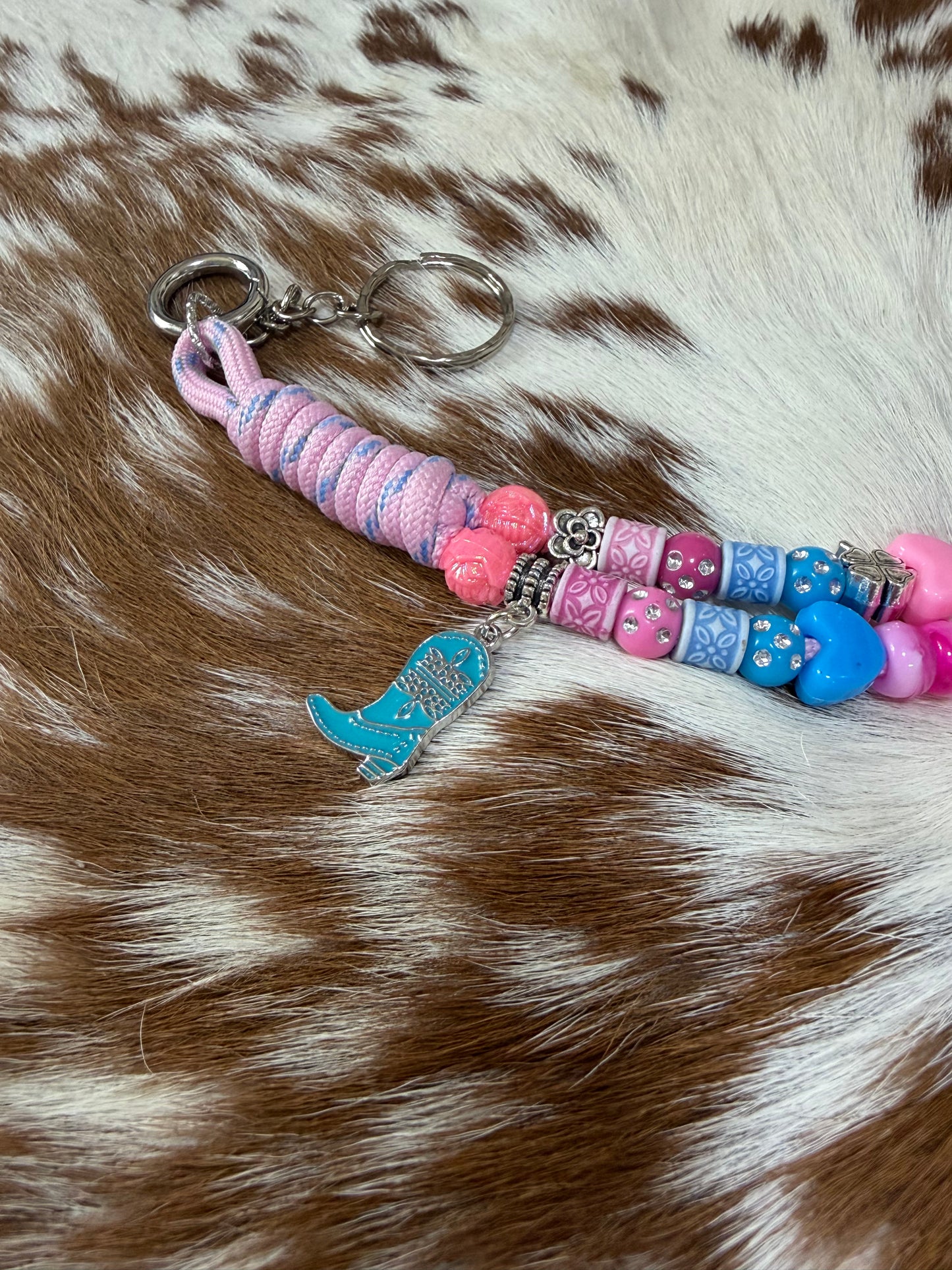 Paracord Pink Blue Bag Charm Keychain Charms Cowgirl Boot Star Horseshoe Four Leaf Clover