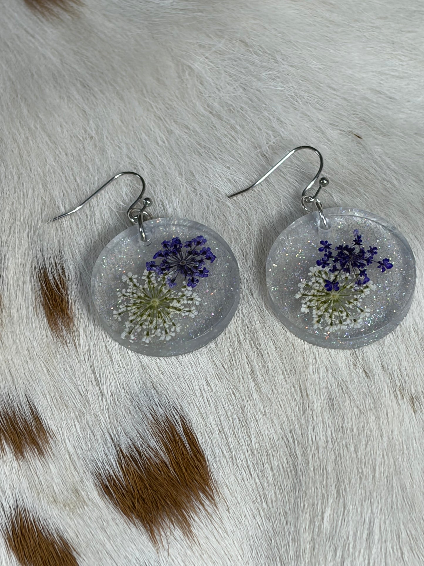 Round Resin Flower Earrings