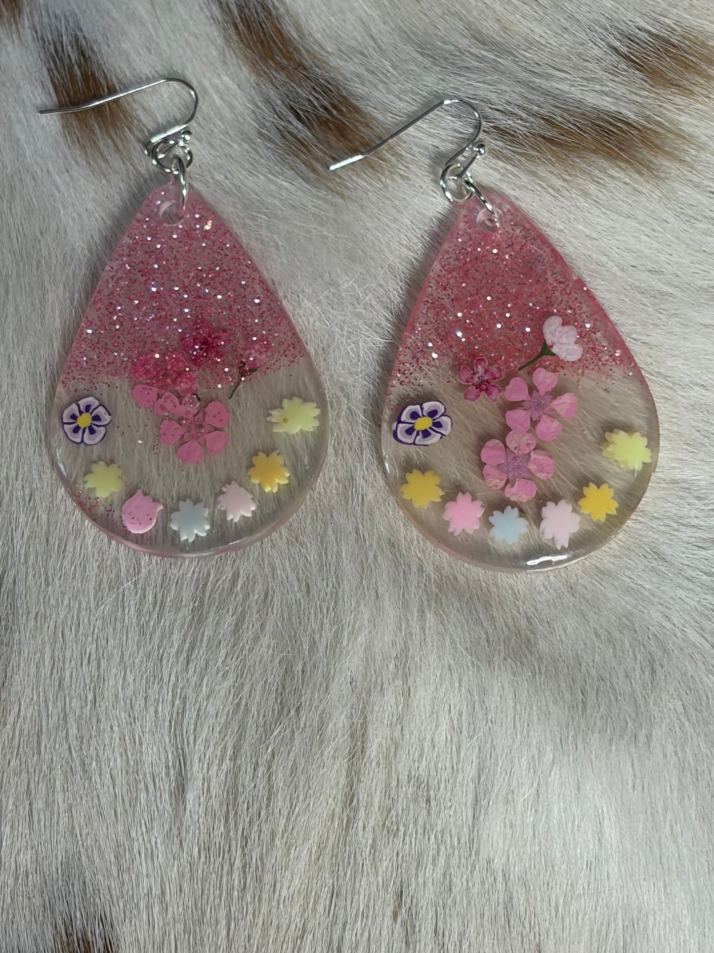 Resin Teardrop Earrings Flowers Pink Glitter