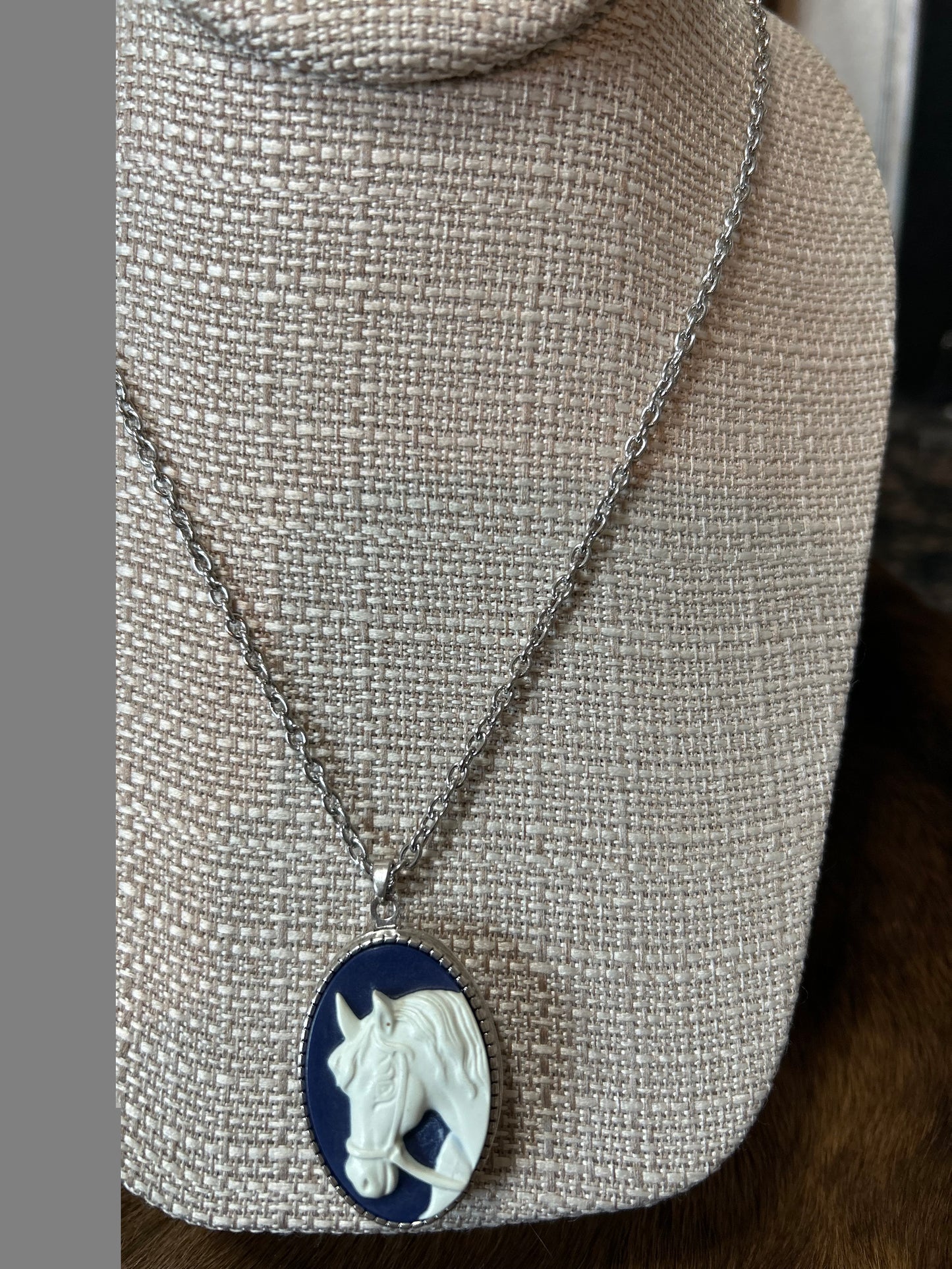 Western Horse Head Cameo Locket Necklace