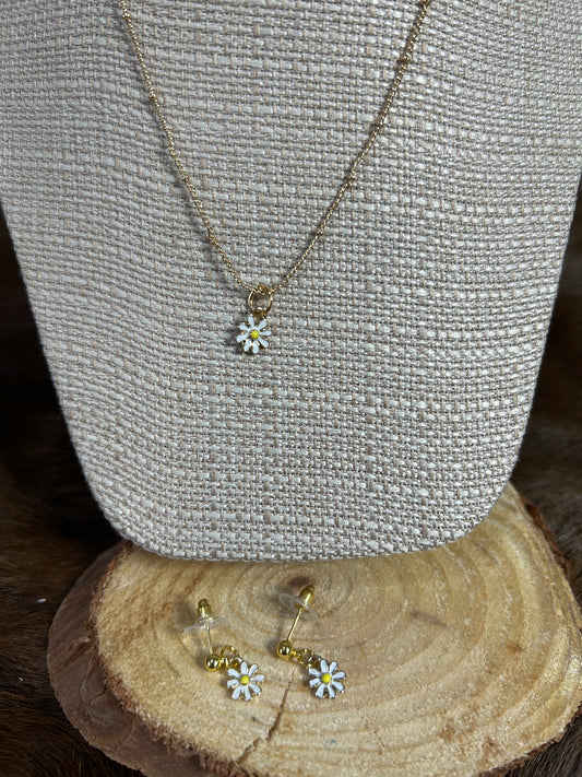 Daisy Flower Gold Necklace Earring Set