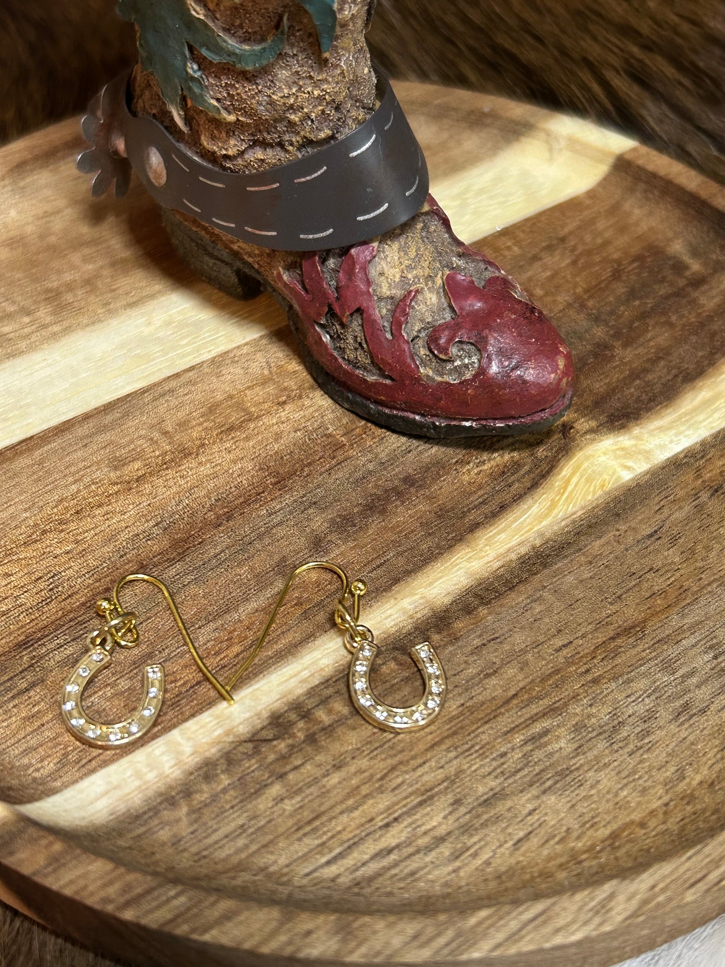 Western Rhinestone Gold Horse Shoe Dangle Earrings
