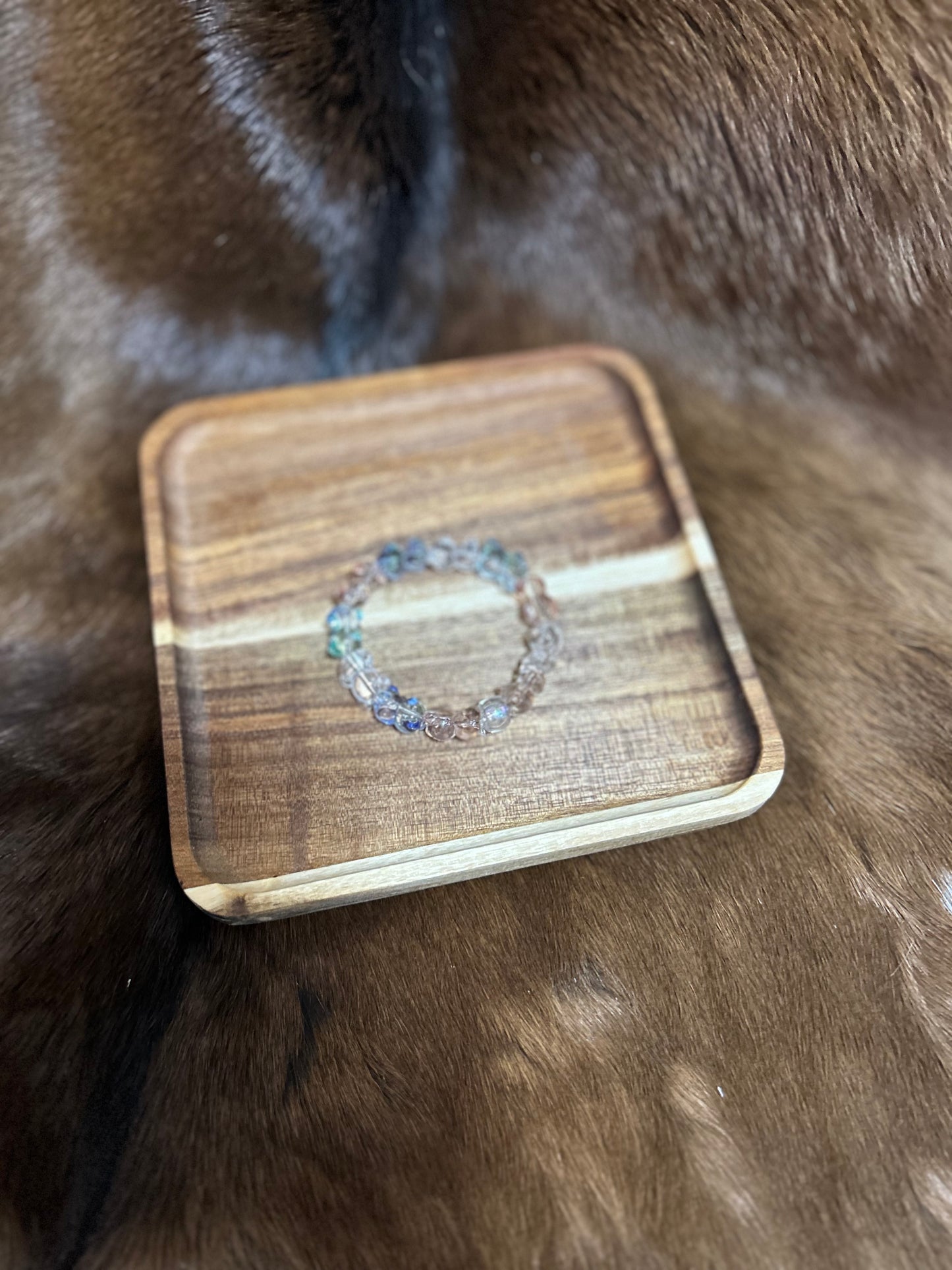 Little Girls Stretch Beaded Glass Bear Bracelet