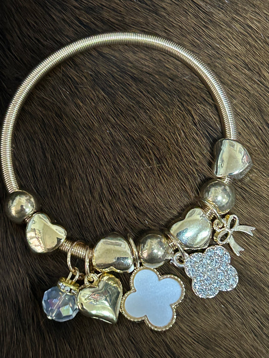 Black White Clover Jump Coil Stretch Bracelets