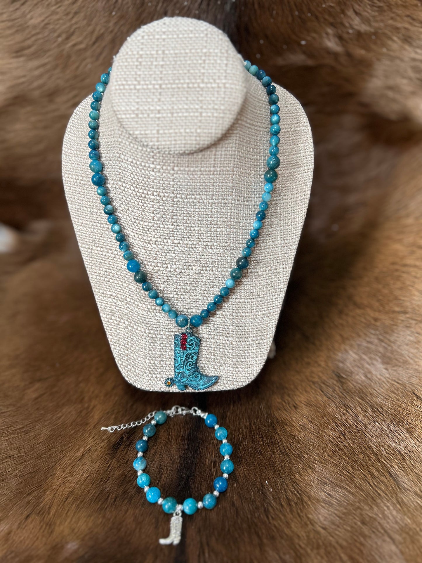 Western Turquoise Boot with Beads Necklace and Bracelet Set