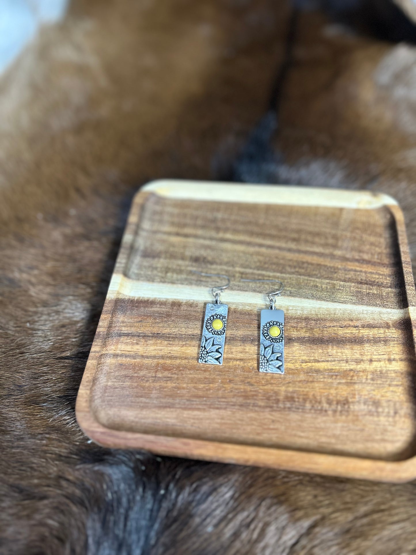 Southwestern Silver Sunflower Theme