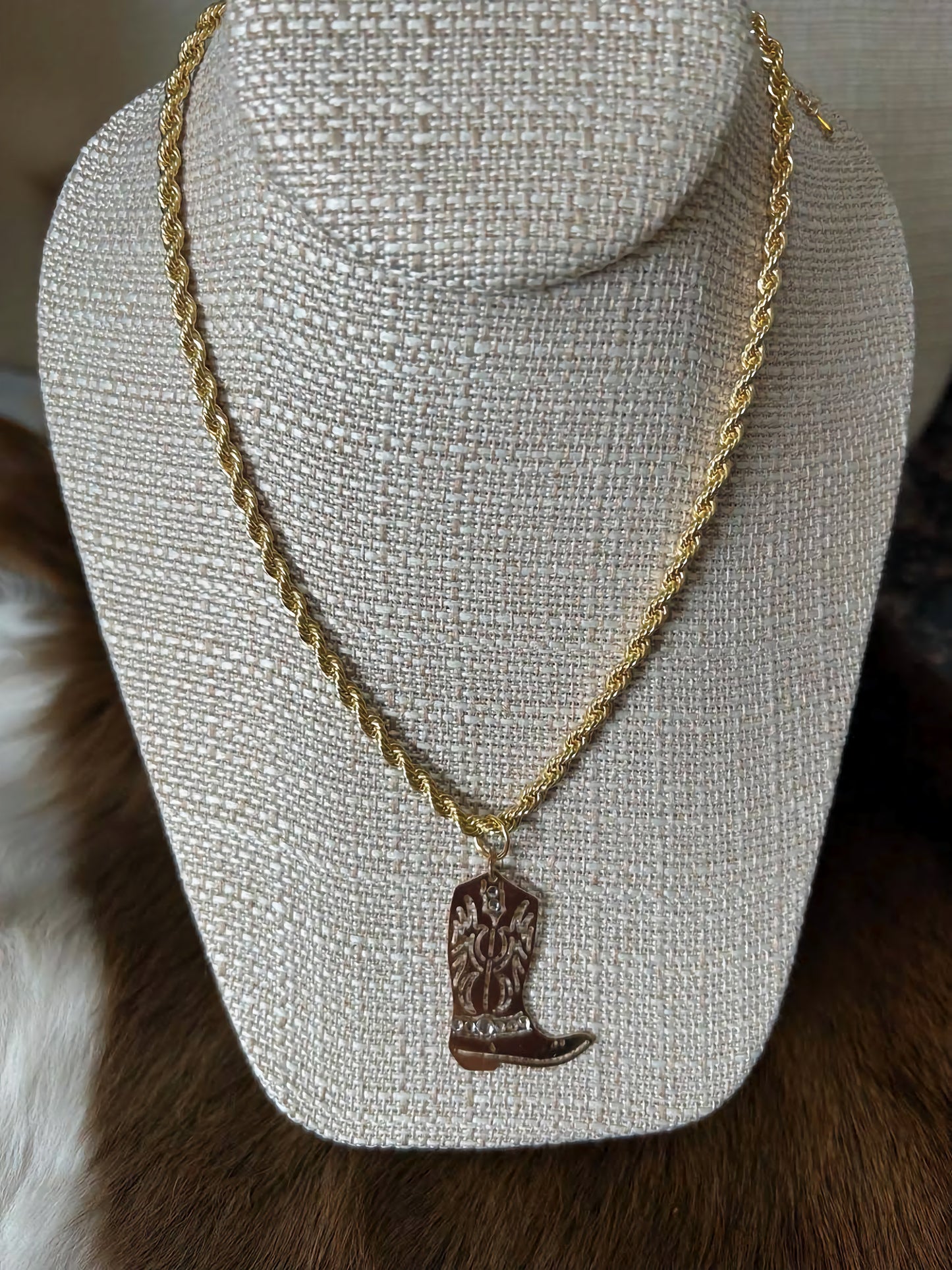 Western Gold Boot Twisted Chain Necklace