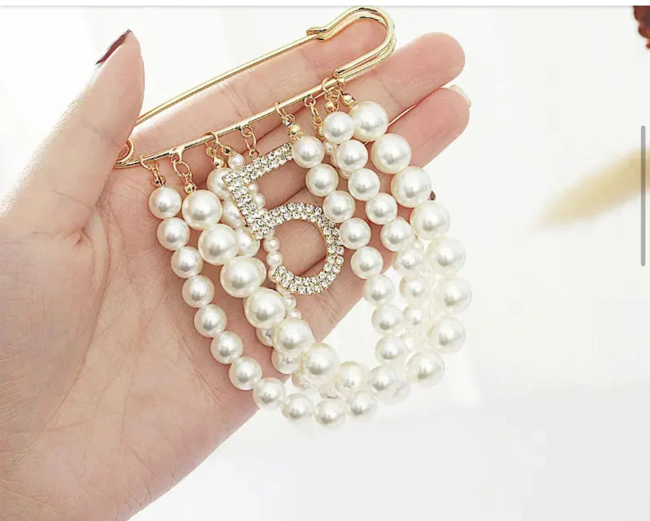 Lux Brooch-Pearls5 Brooch Safety Pin closure