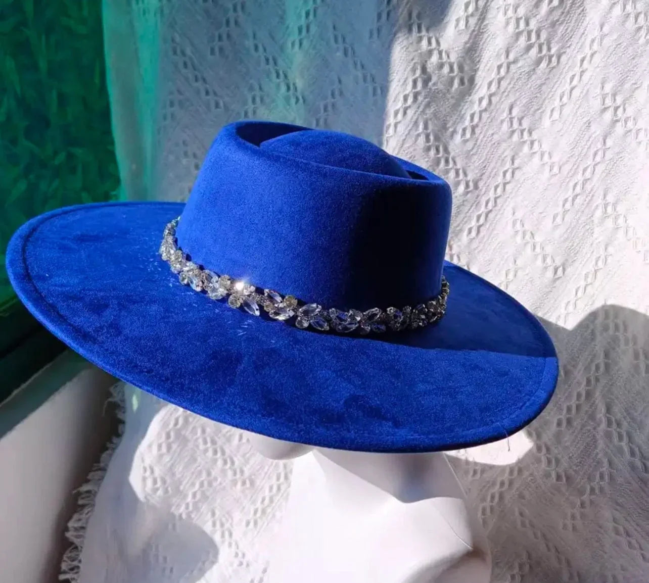 Raw flower diamond round brim Fedora Hat